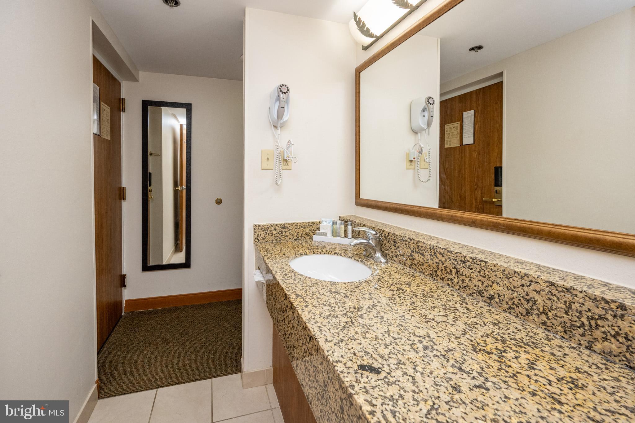 WISP HOTEL - Residential