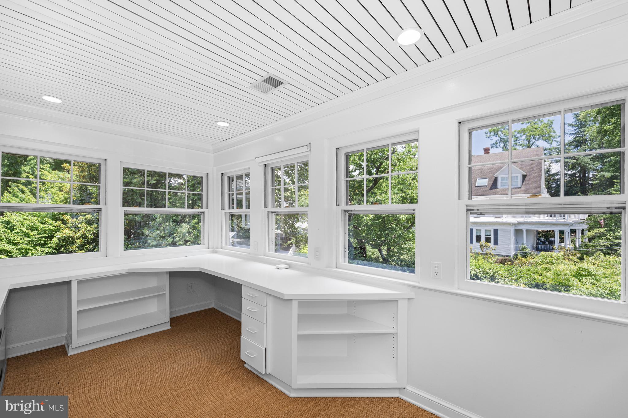 CLEVELAND PARK - Residential