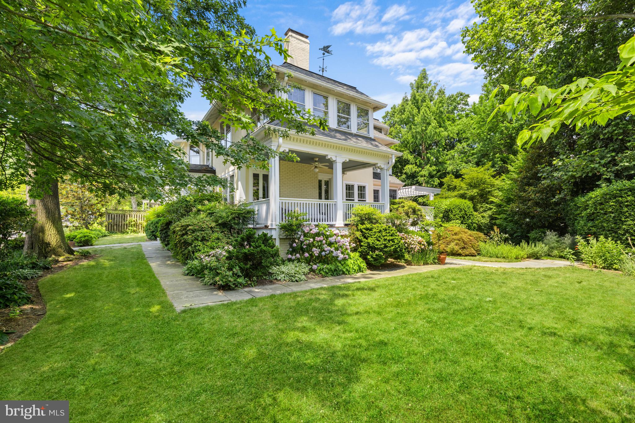 CLEVELAND PARK - Residential