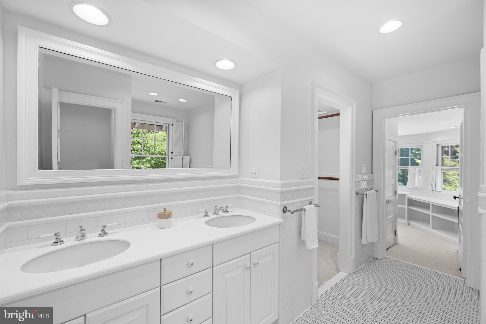 CLEVELAND PARK - Residential