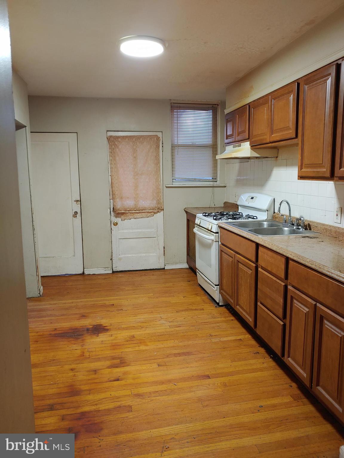 WILSON HEIGHTS - Residential