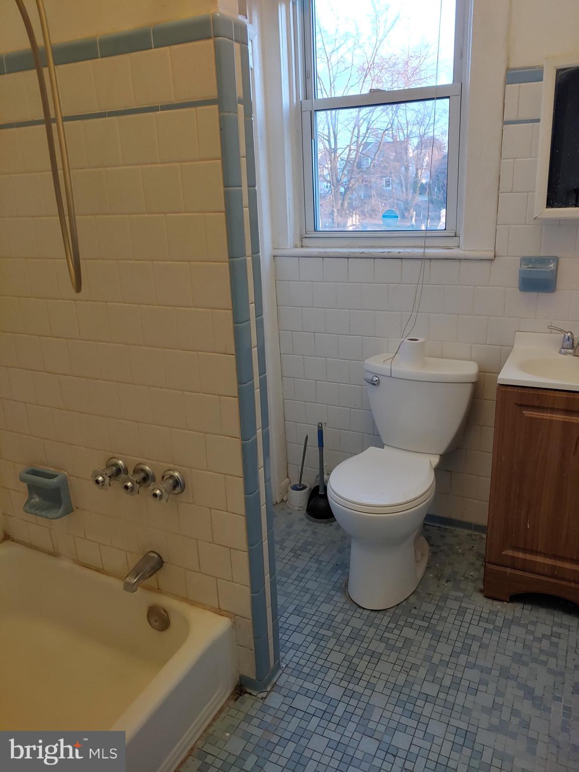 WILSON HEIGHTS - Residential