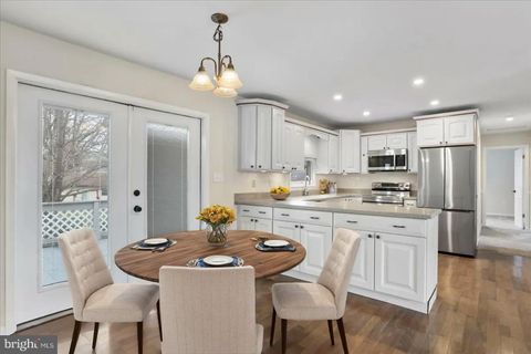 1349 CEDARWOOD DRIVE HAGERSTOWN MD 21742