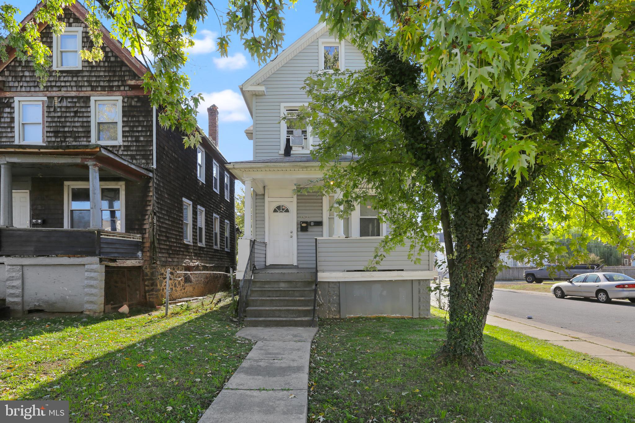 ARLINGTON - Residential