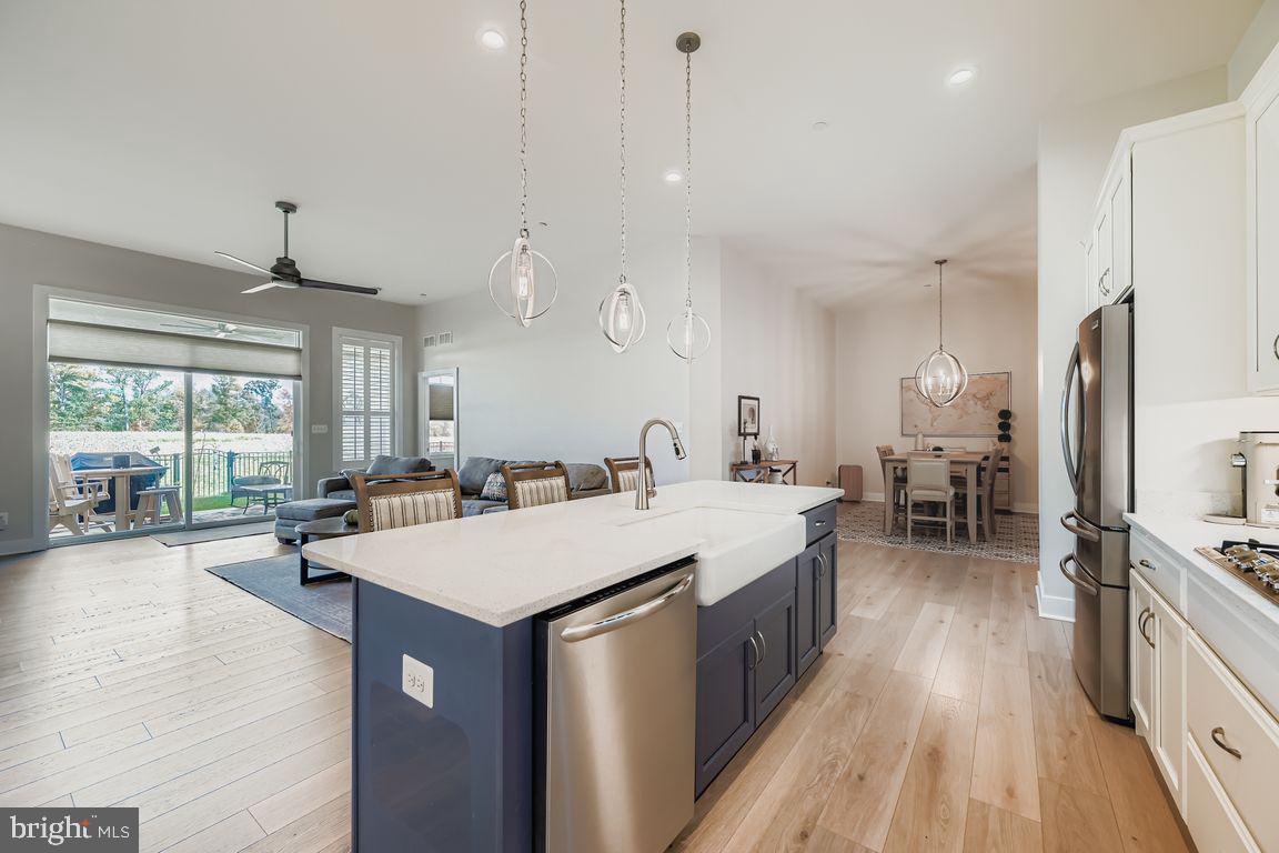 MONARCH GLEN - Residential