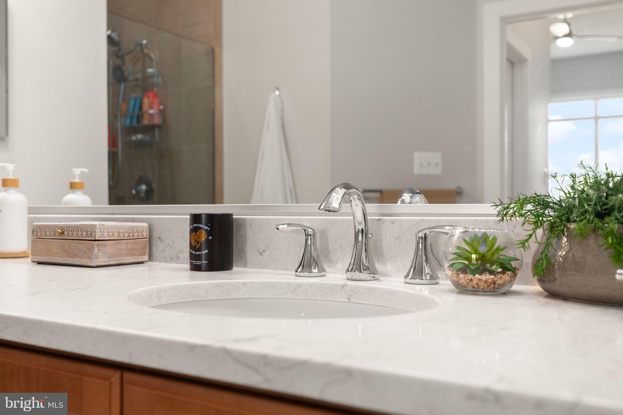 MONARCH GLEN - Residential