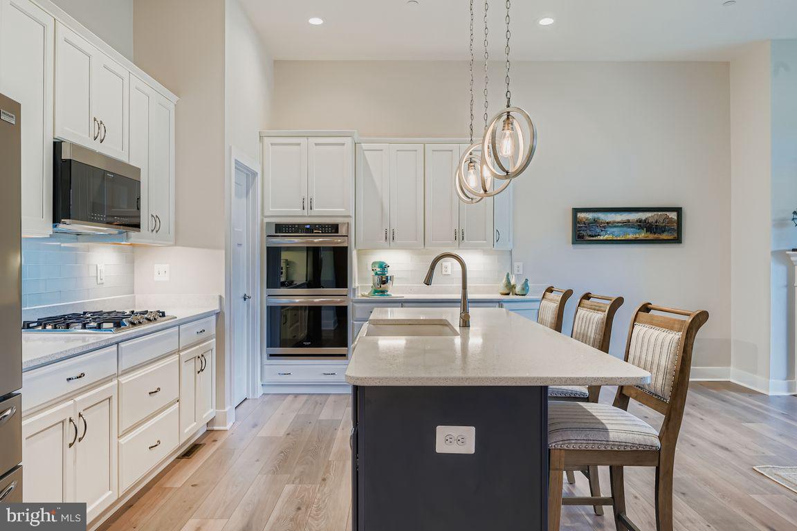 MONARCH GLEN - Residential