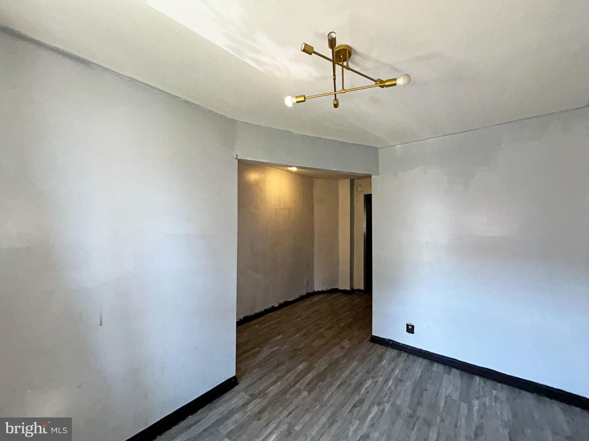 WINCHESTER - Residential