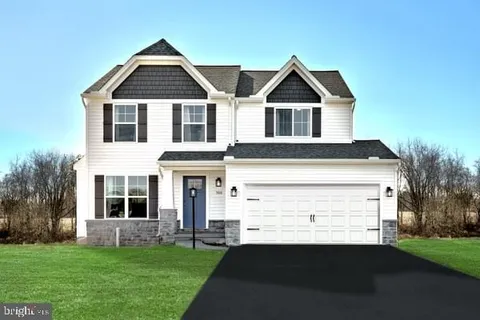 Revere Plan At Hickory Pointe, Waynesboro, PA MLS: PAFL2024618