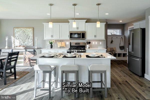 HICKORY POINTE - Residential