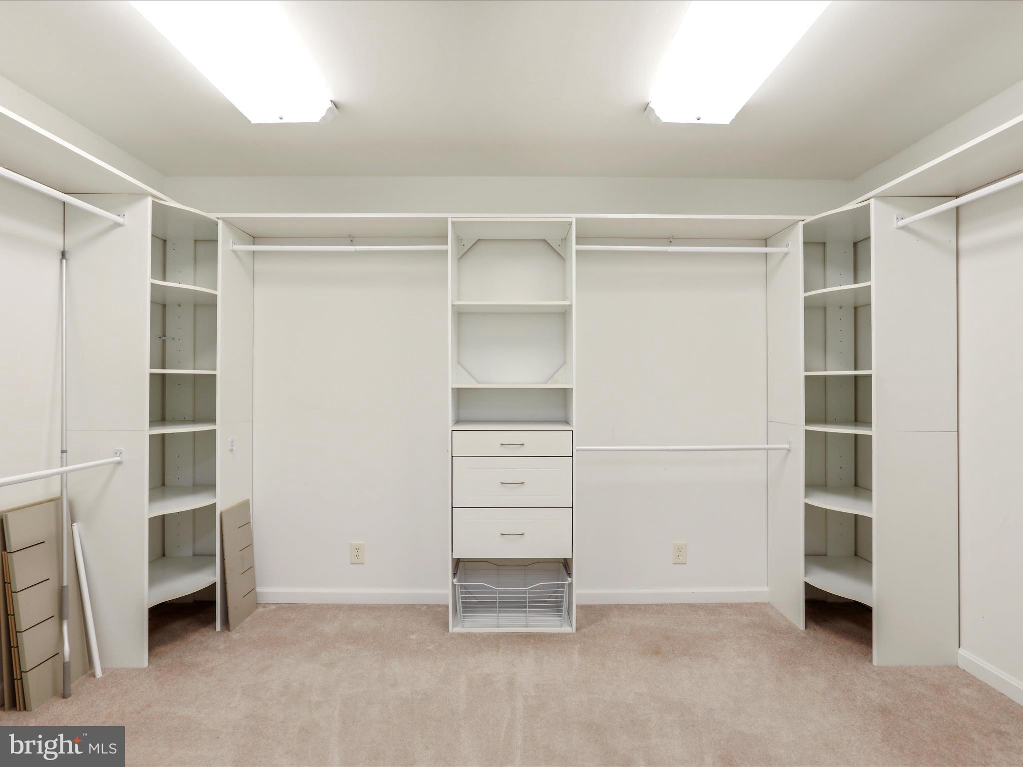 THE WOODS - Residential