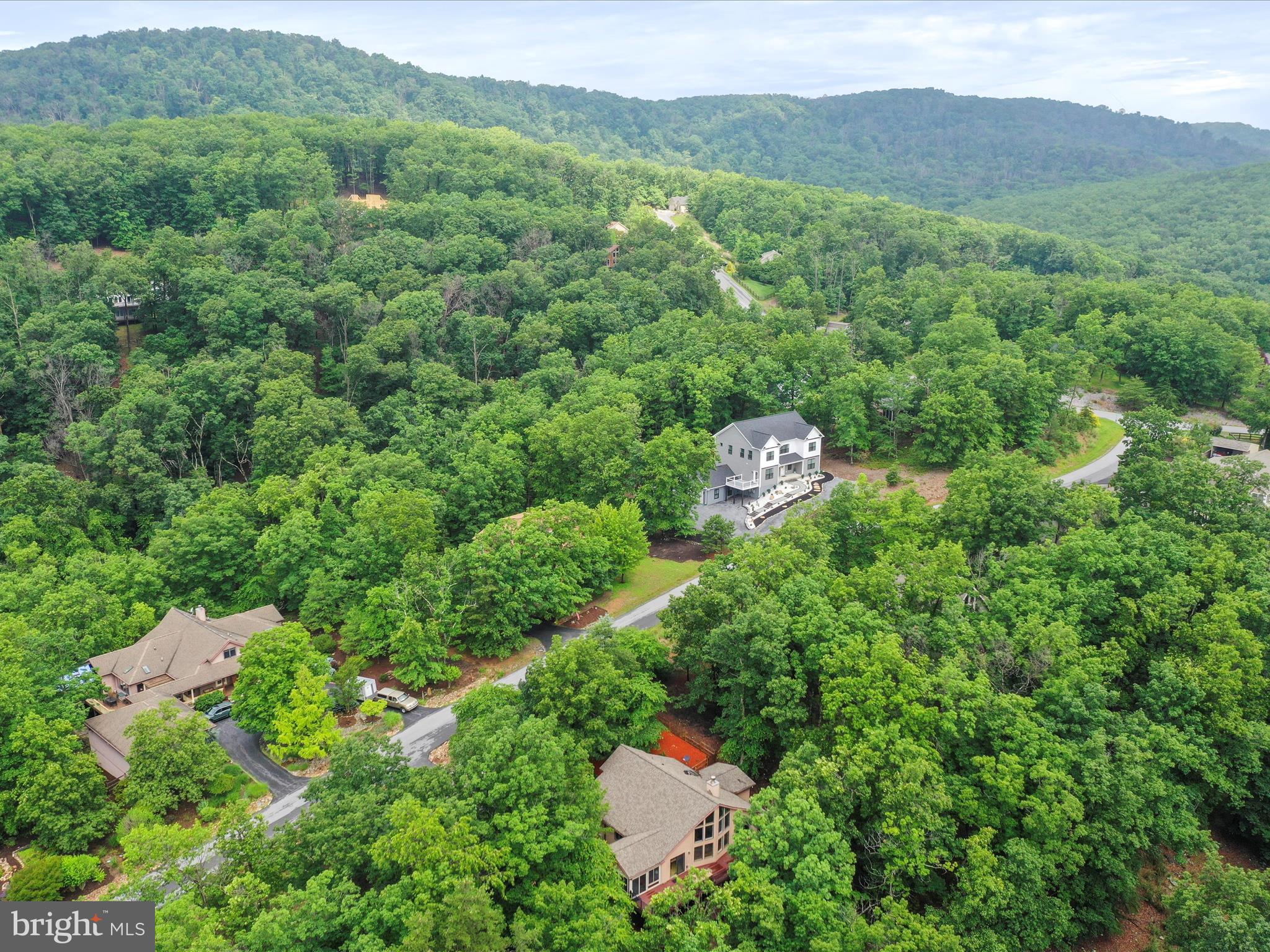 THE WOODS - Residential