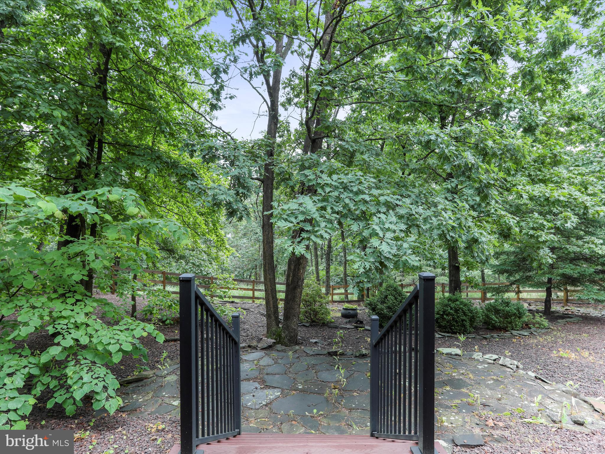 THE WOODS - Residential