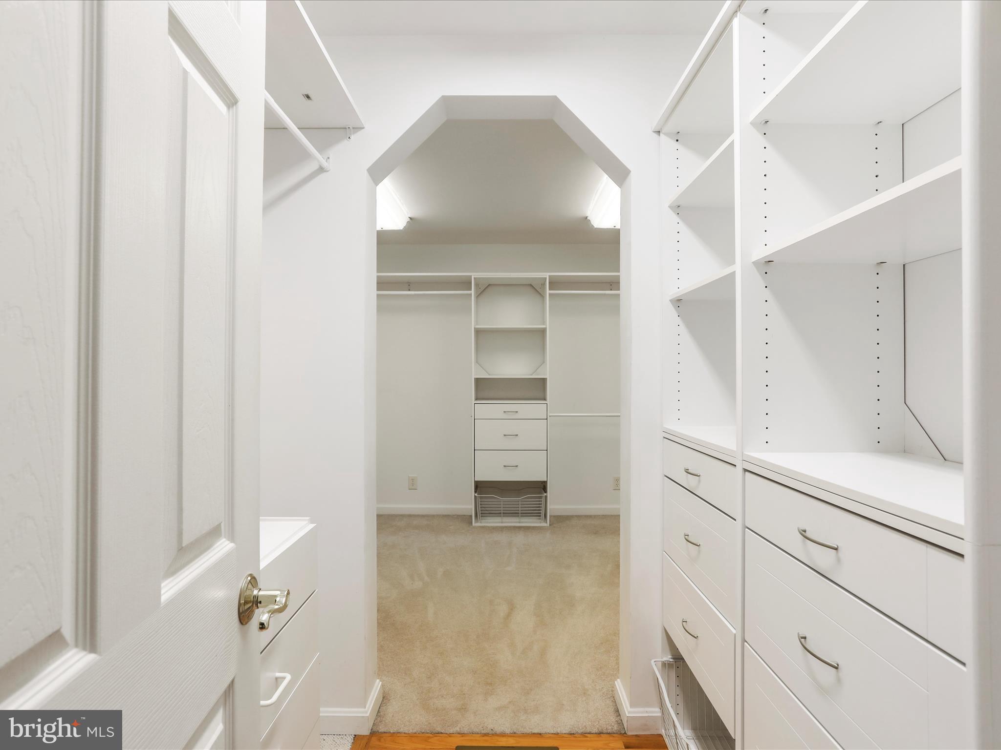 THE WOODS - Residential