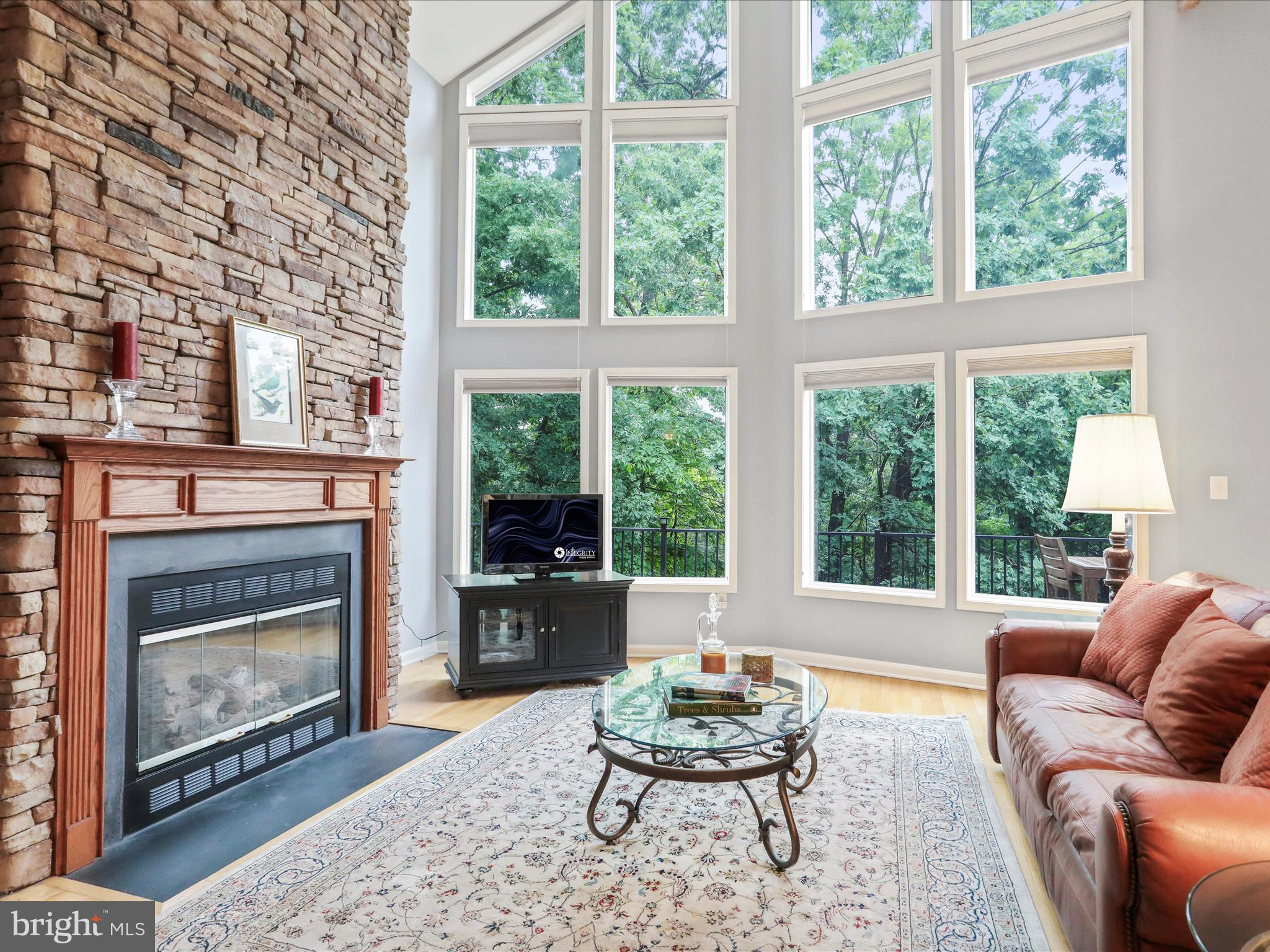 THE WOODS - Residential