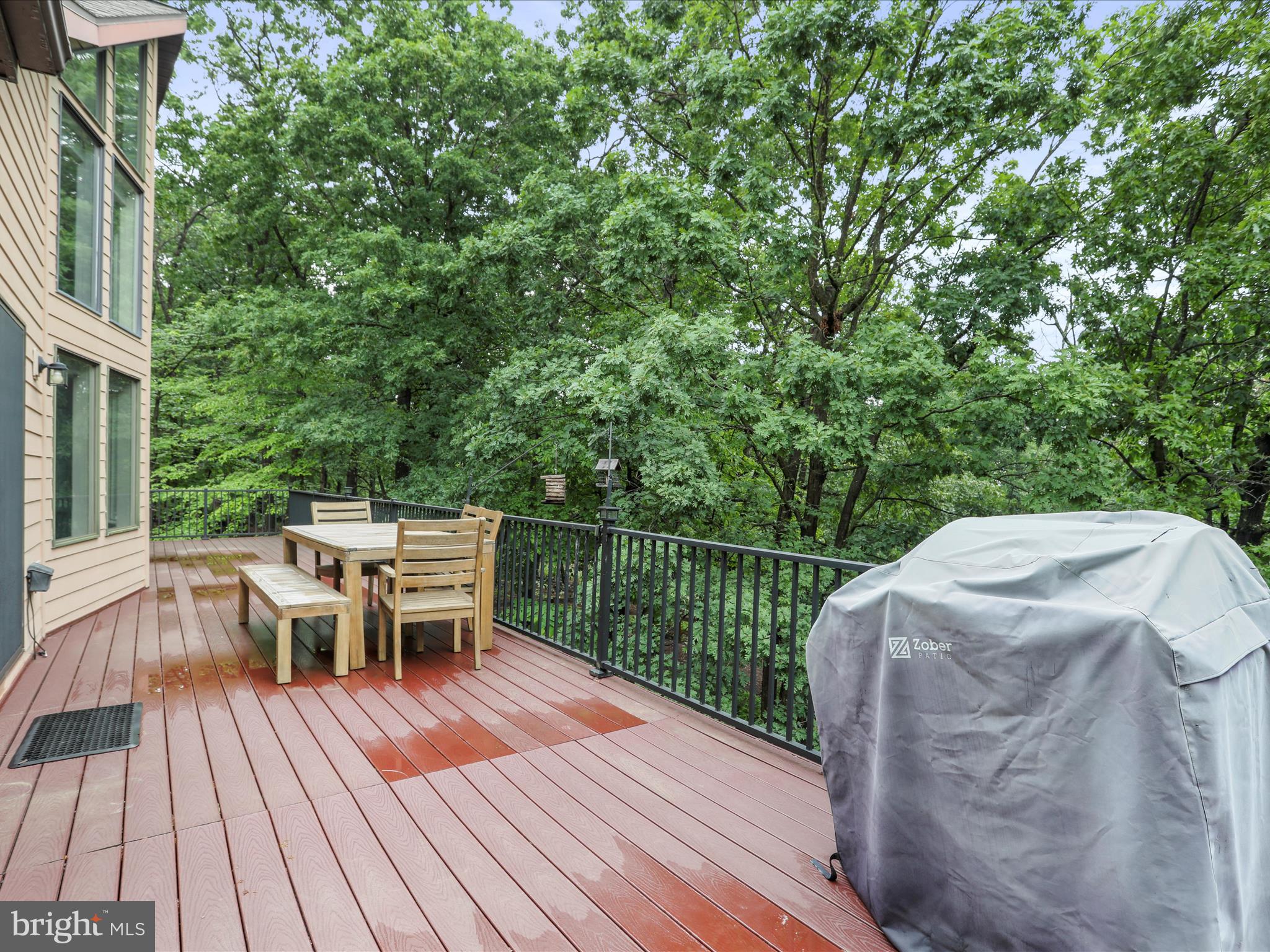 THE WOODS - Residential