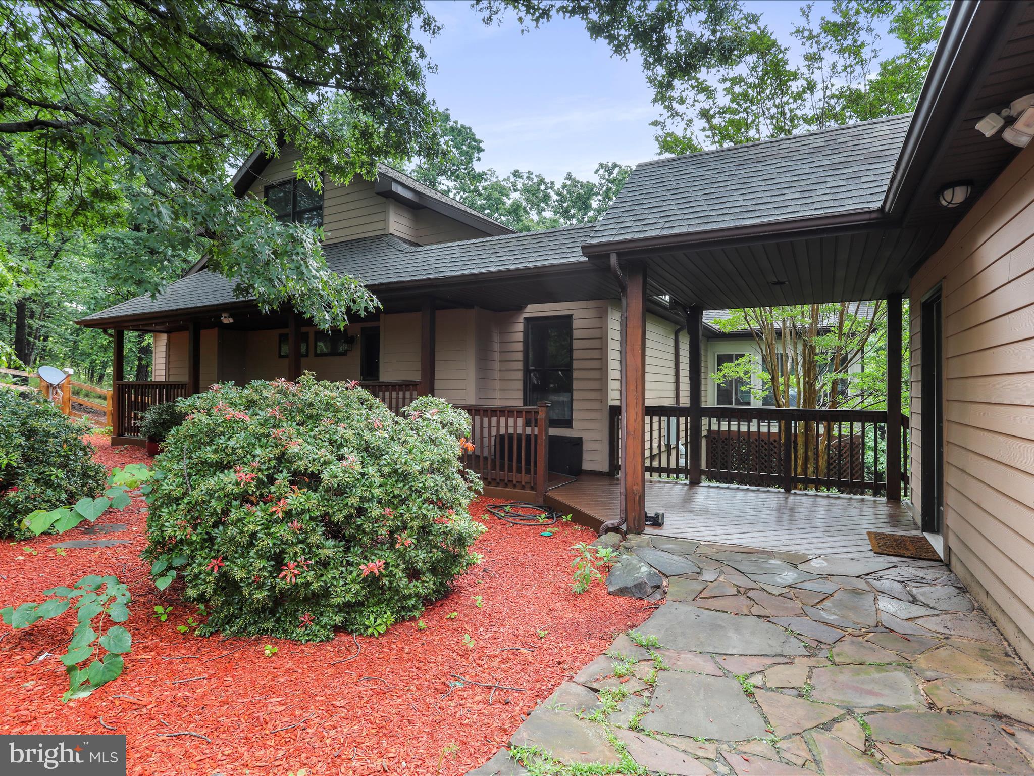 123 LOOKOUT RIDGE