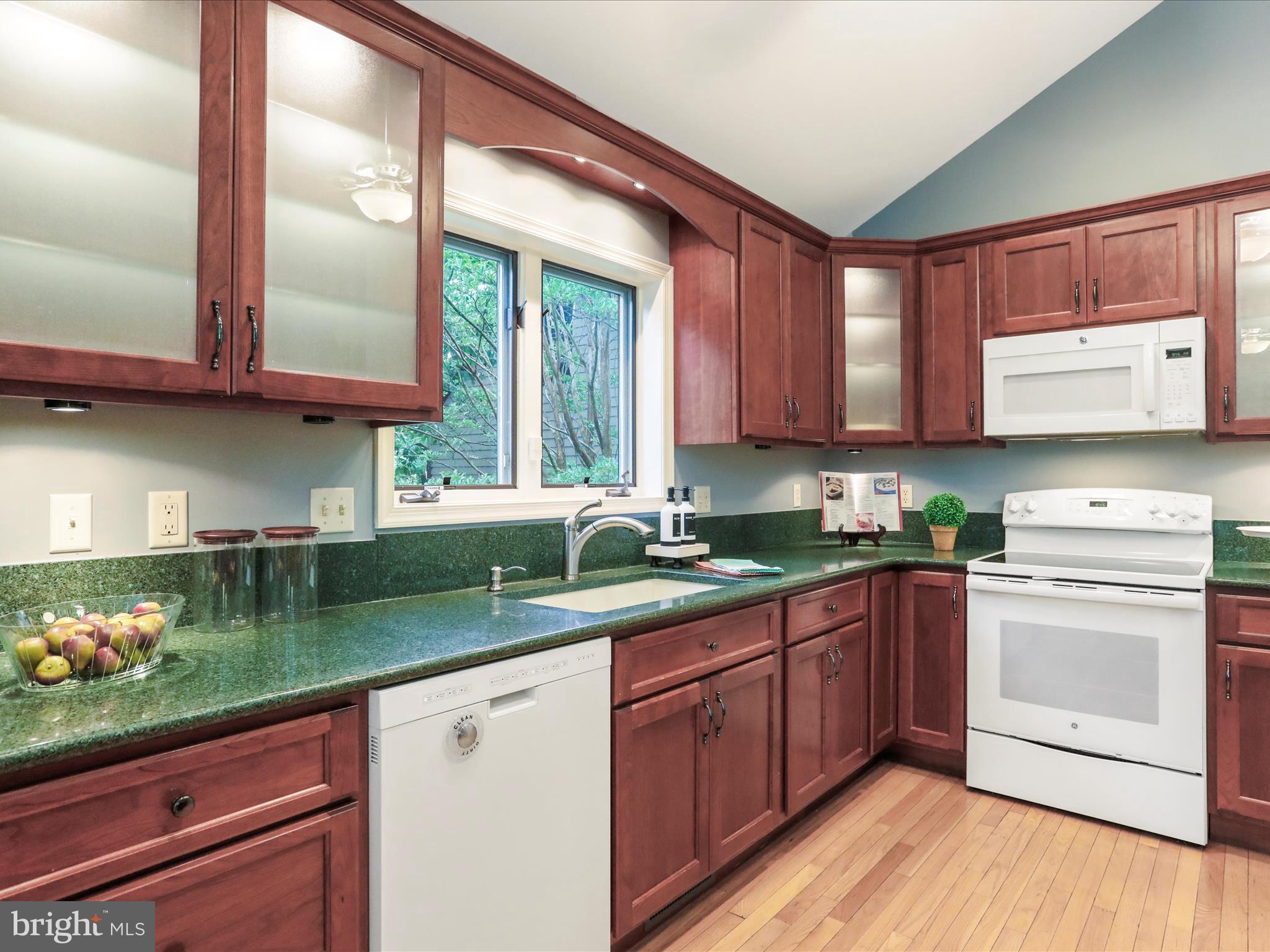 THE WOODS - Residential