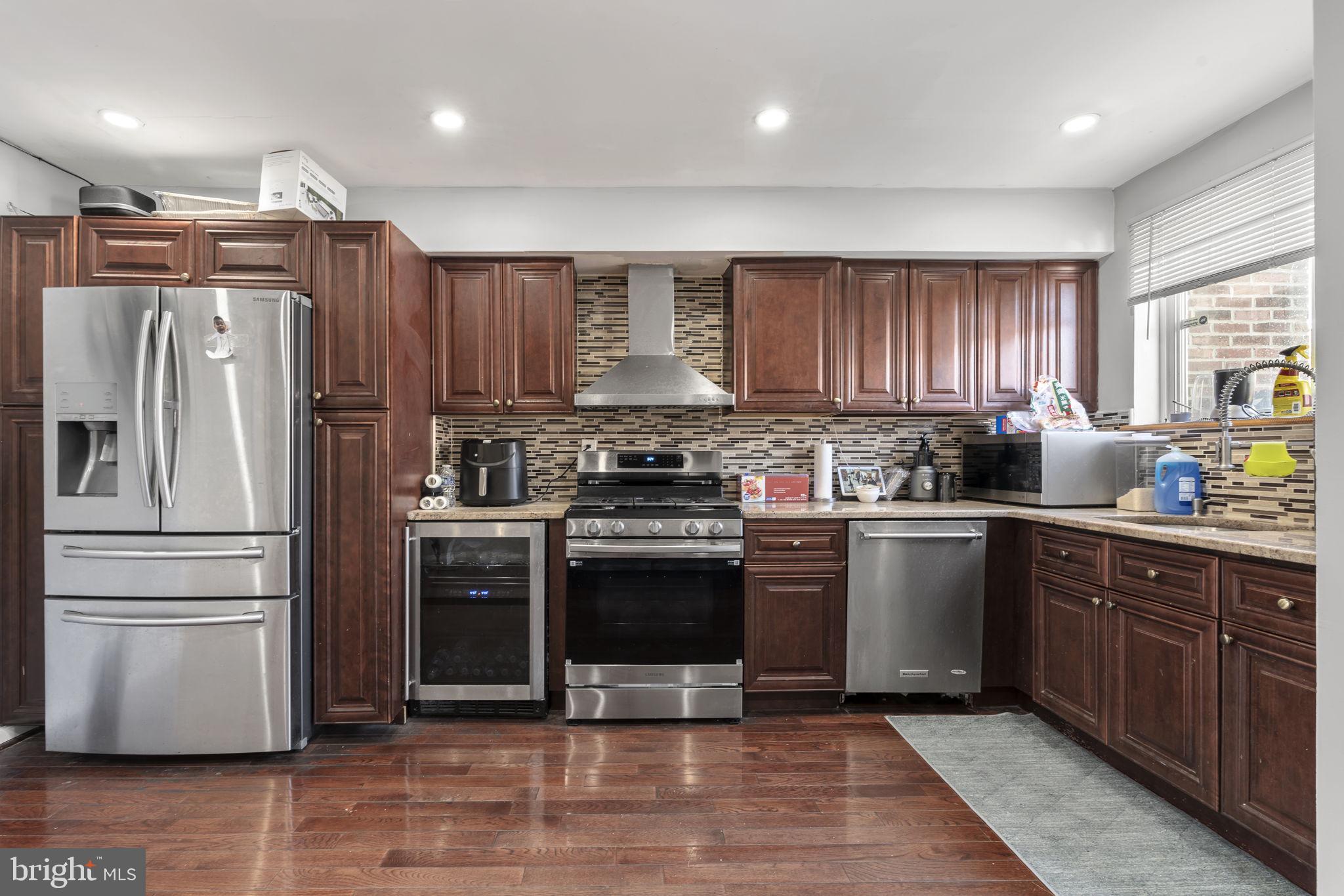 PHILADELPHIA (SOUTH) - Residential