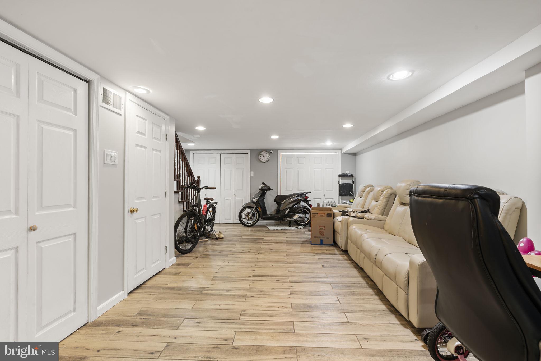 PHILADELPHIA (SOUTH) - Residential