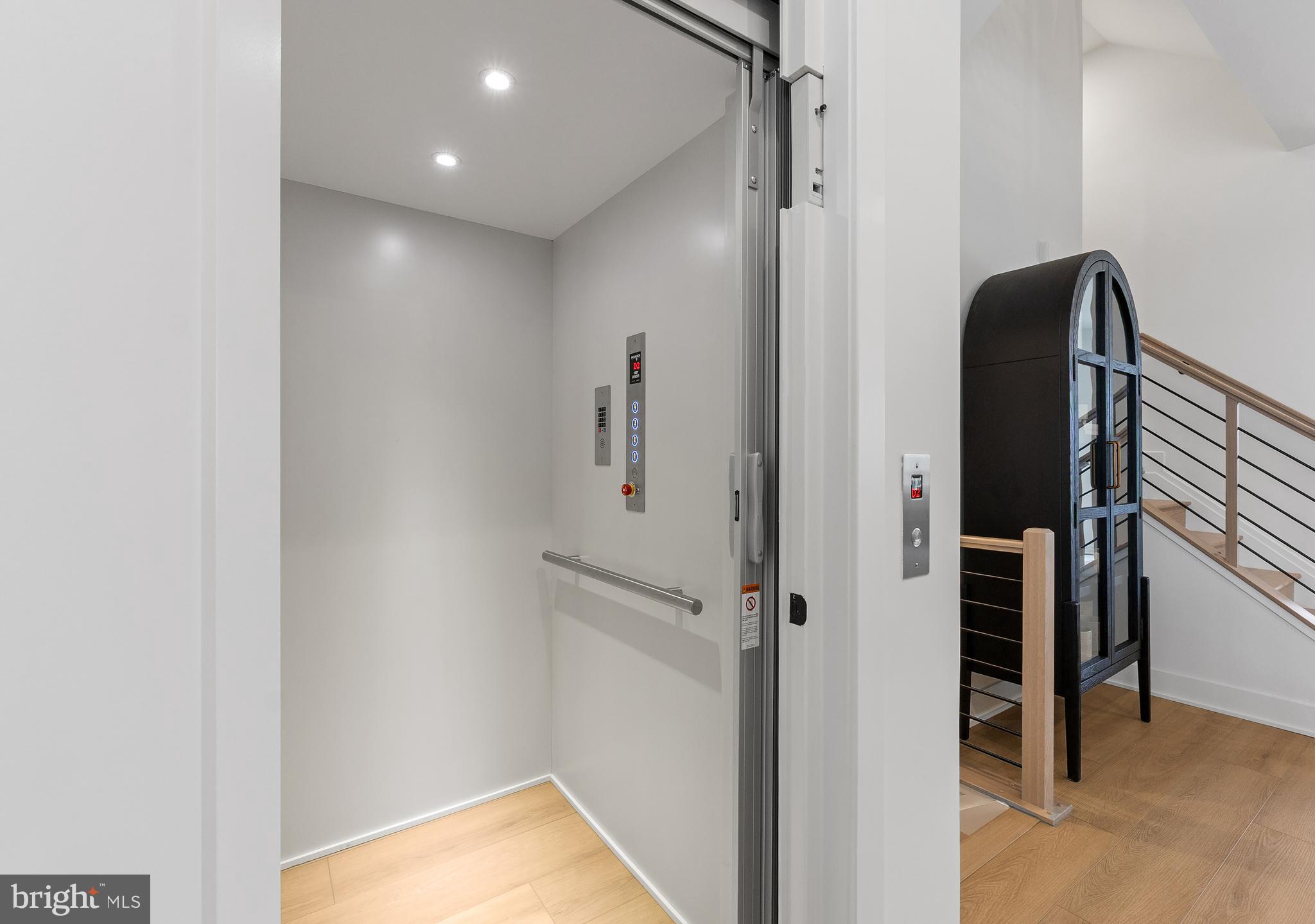 CHEVY CHASE CROSSING - Residential