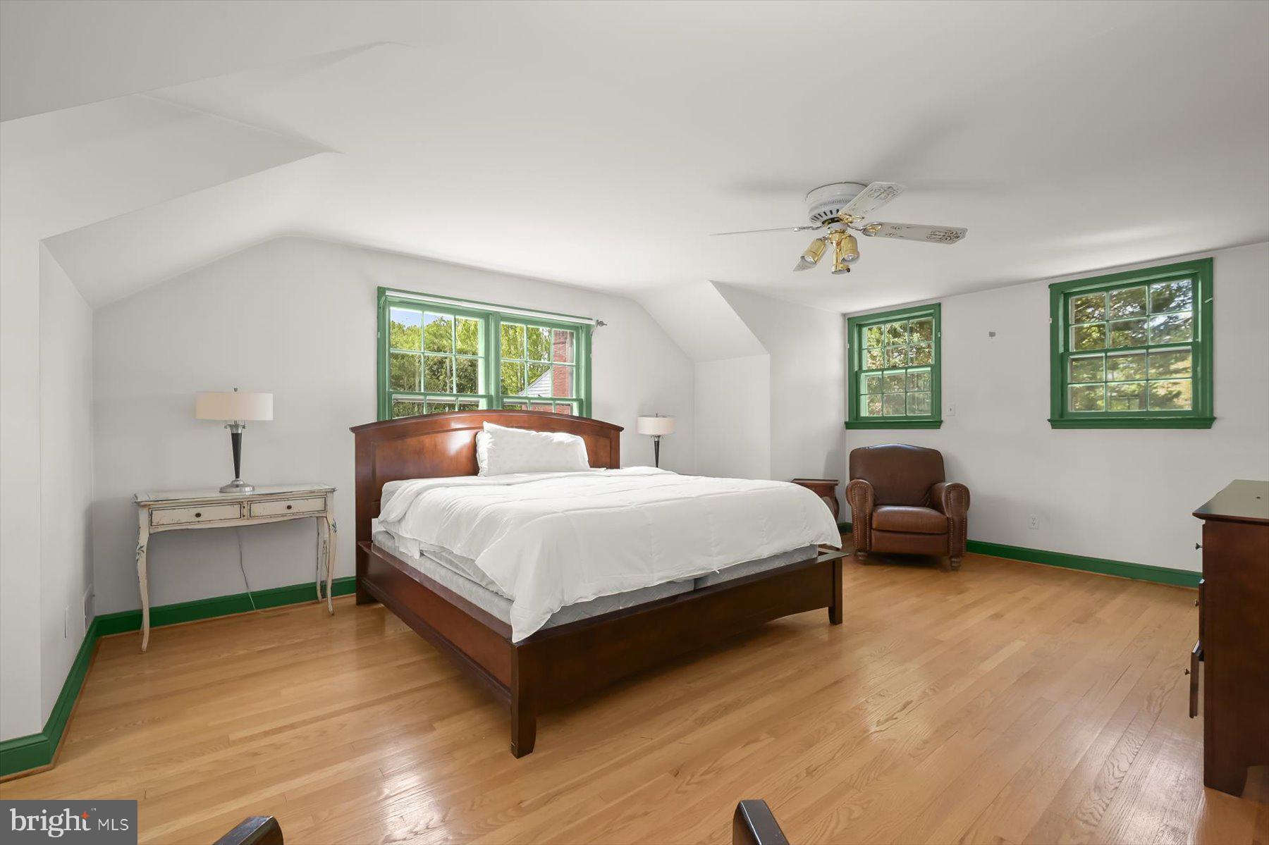 MCAULEY PARK - Residential