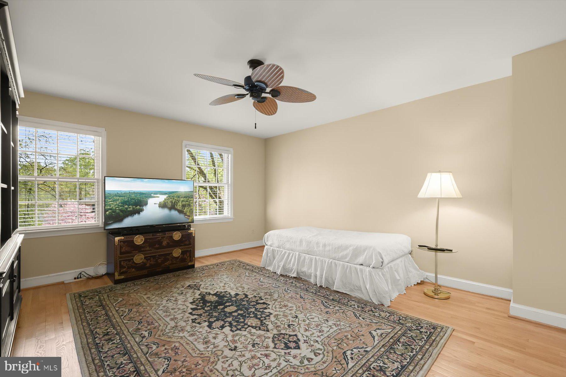 MCAULEY PARK - Residential