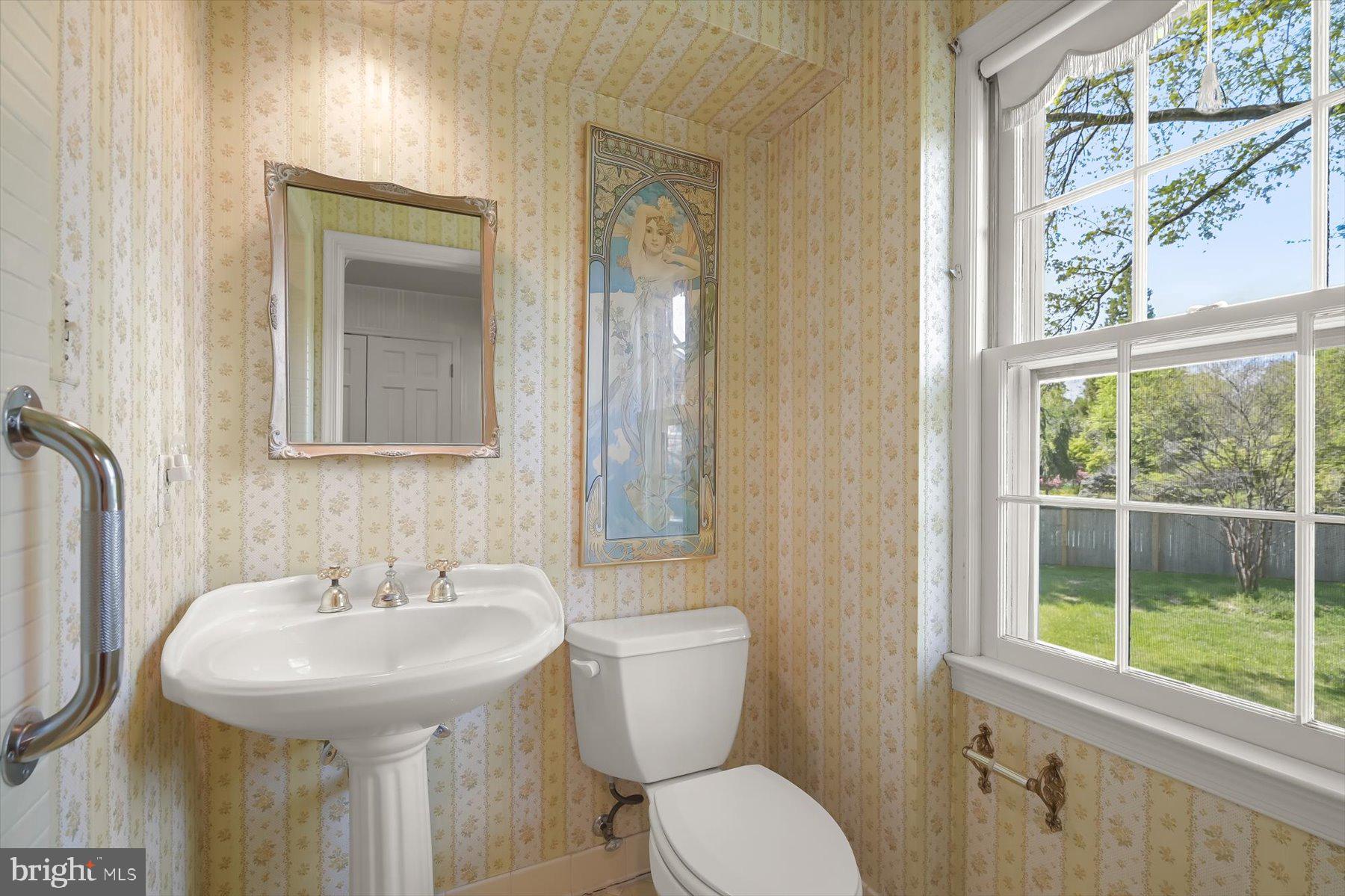 MCAULEY PARK - Residential