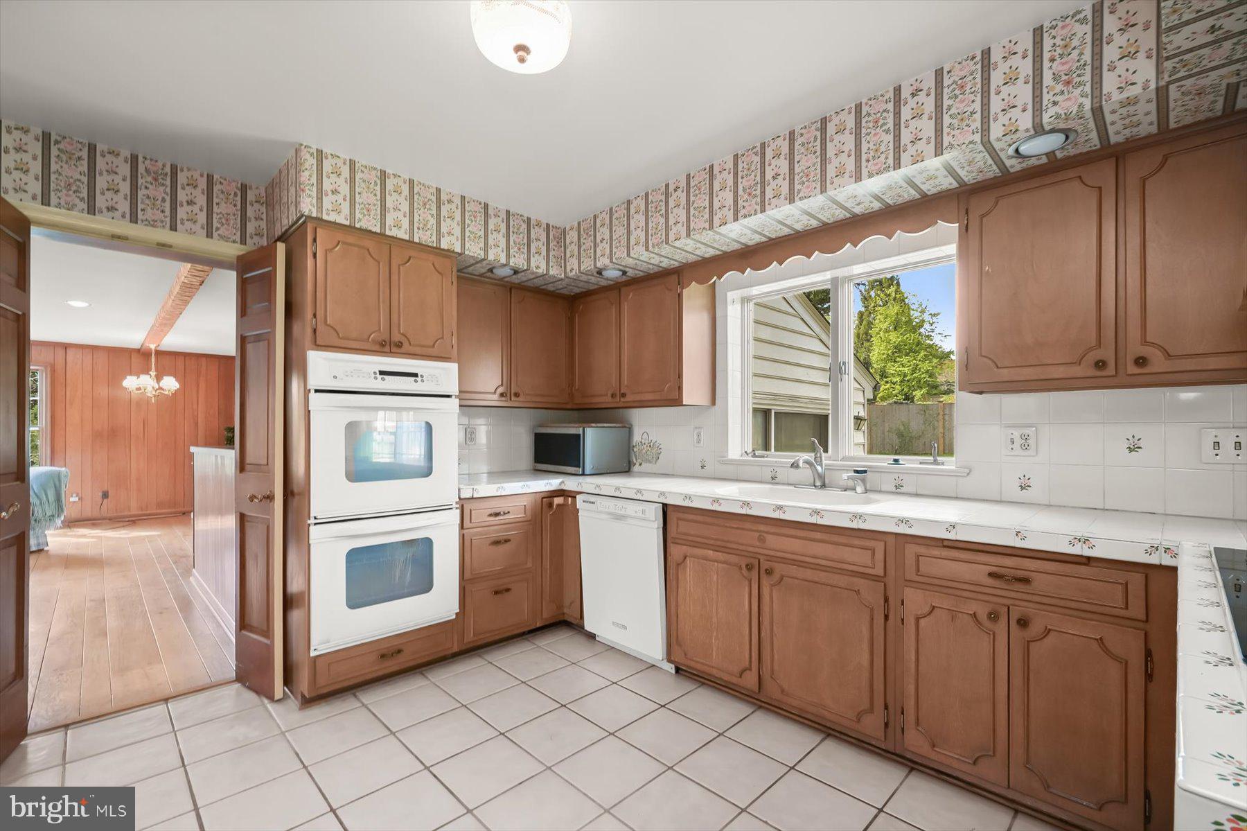 MCAULEY PARK - Residential