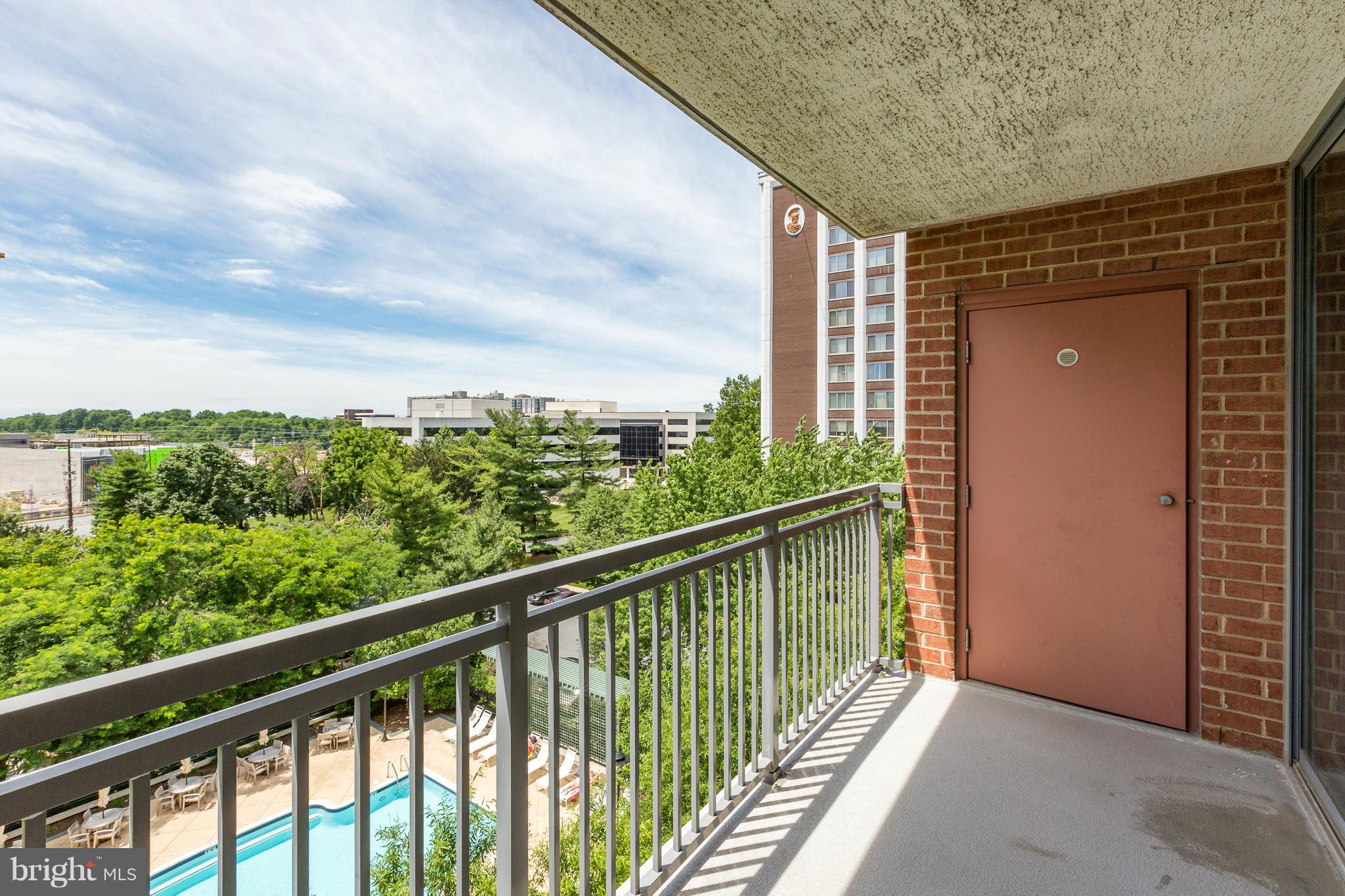 GALLERY AT WHITE FLINT - Residential Lease