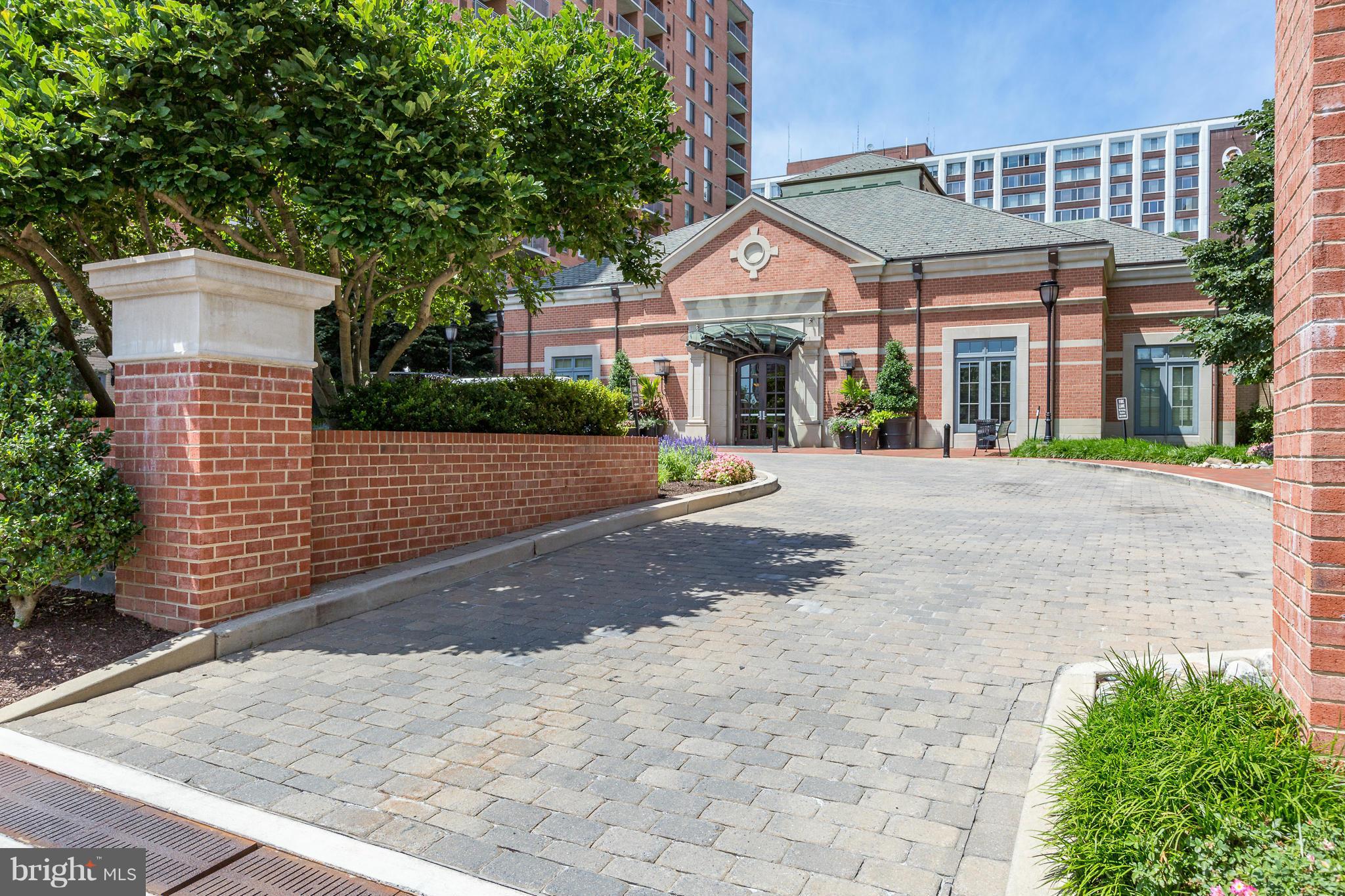 GALLERY AT WHITE FLINT - Residential Lease