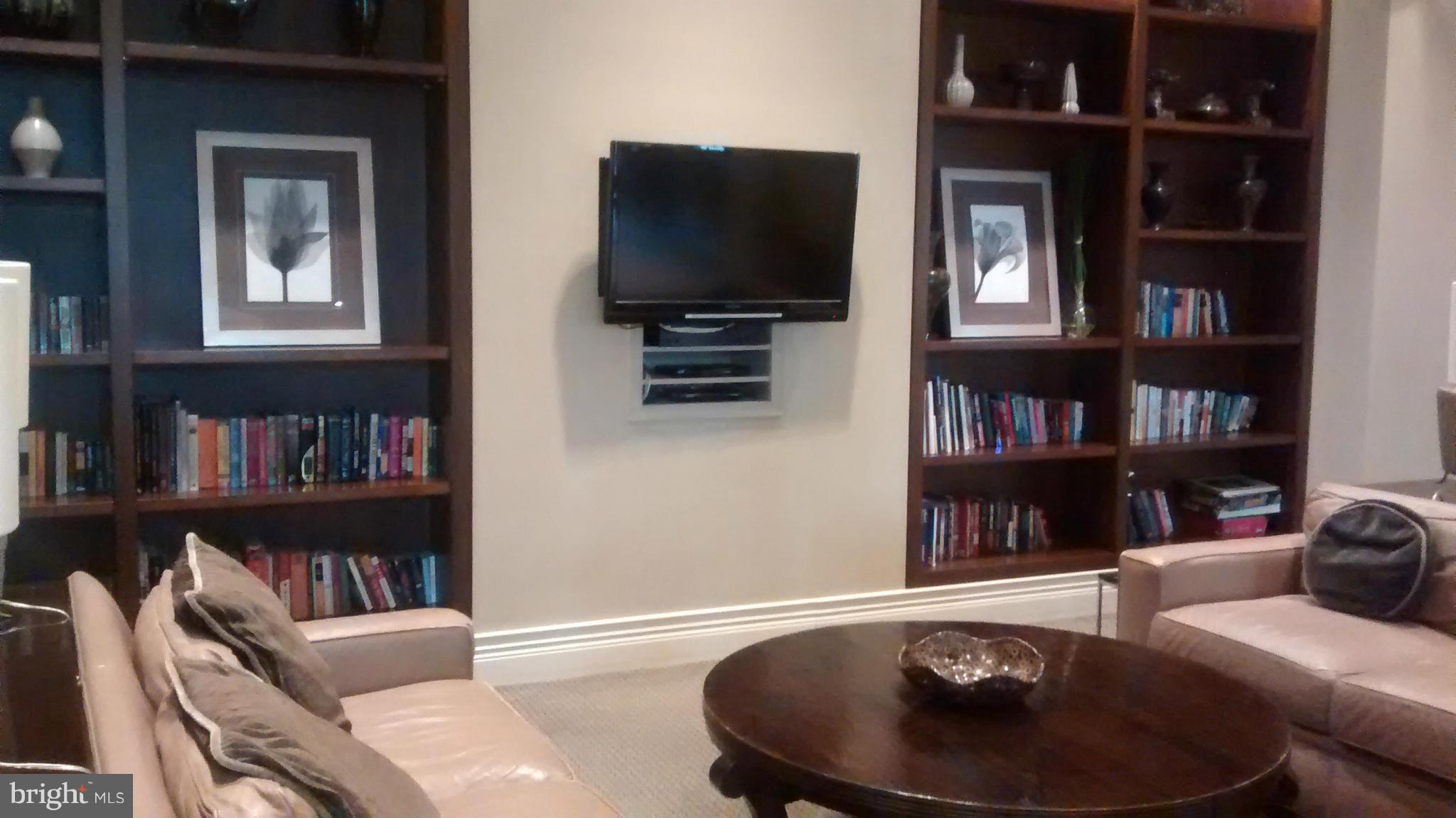 GALLERY AT WHITE FLINT - Residential Lease