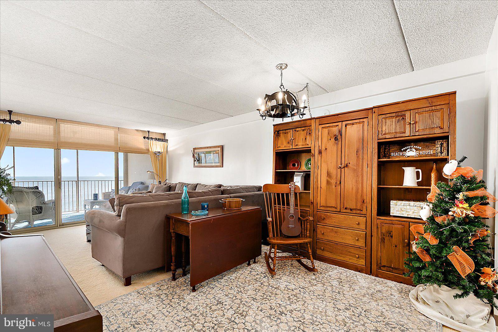 10000 COASTAL HIGHWAY 707