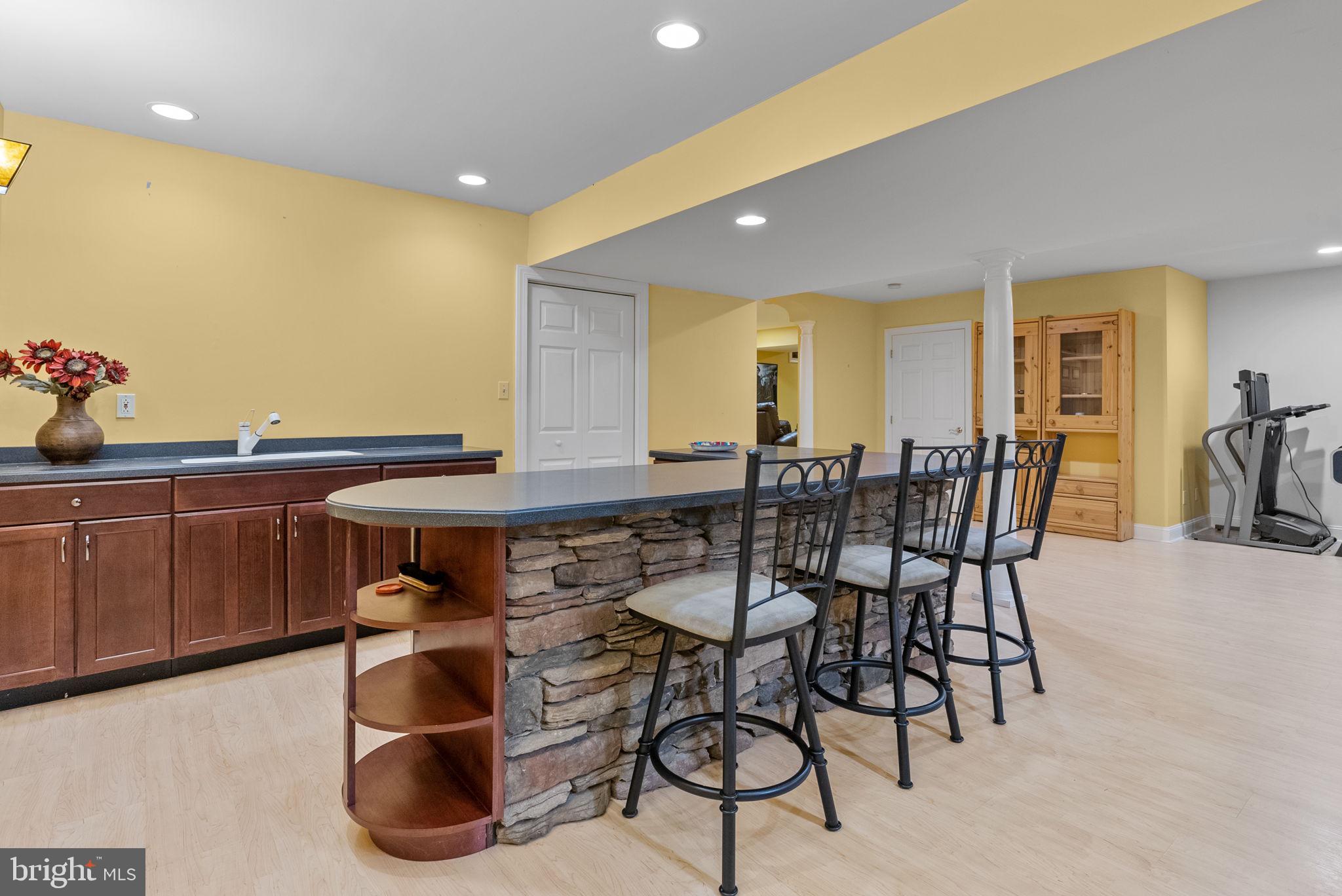 SPRINGFIELD - Residential