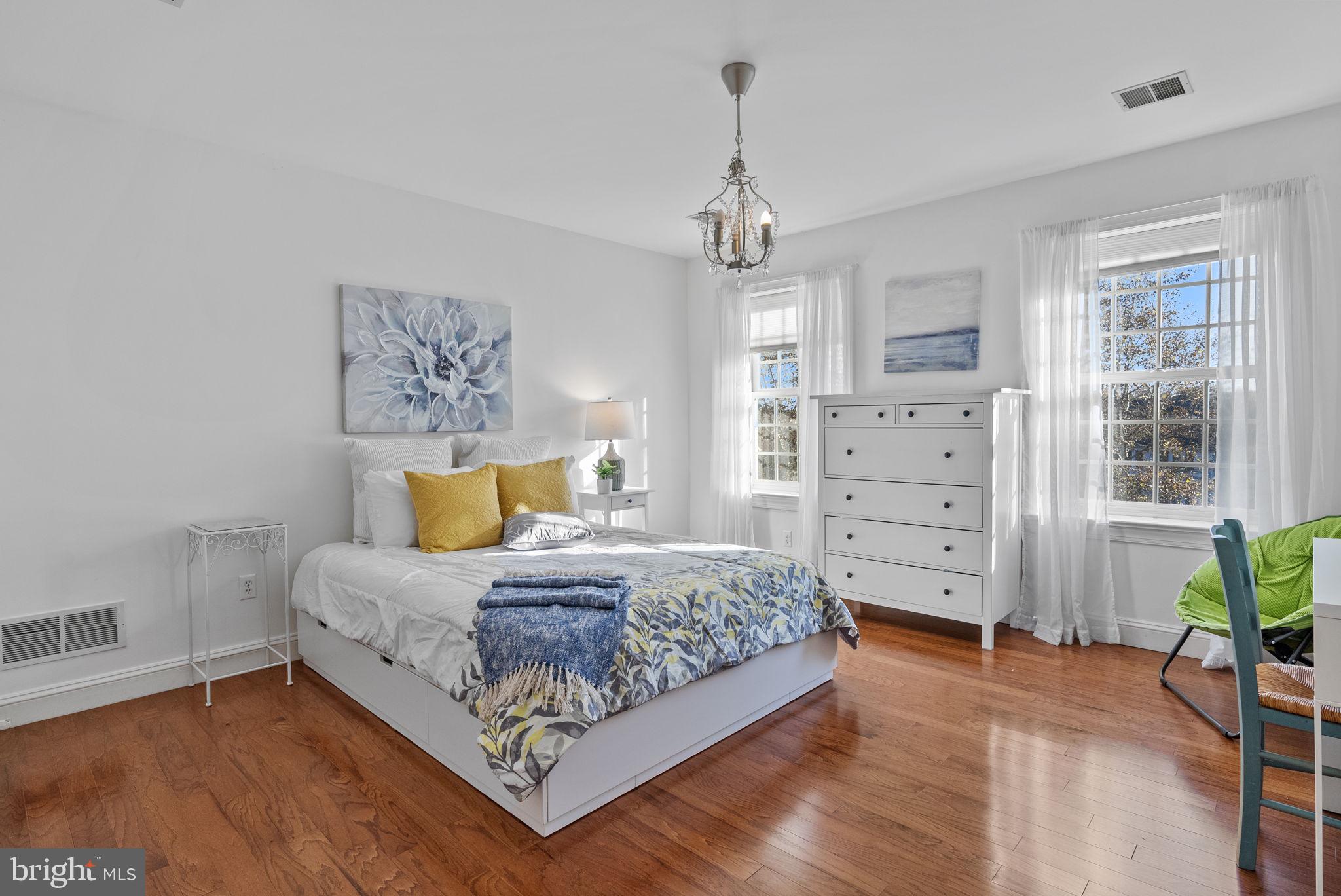 SPRINGFIELD - Residential
