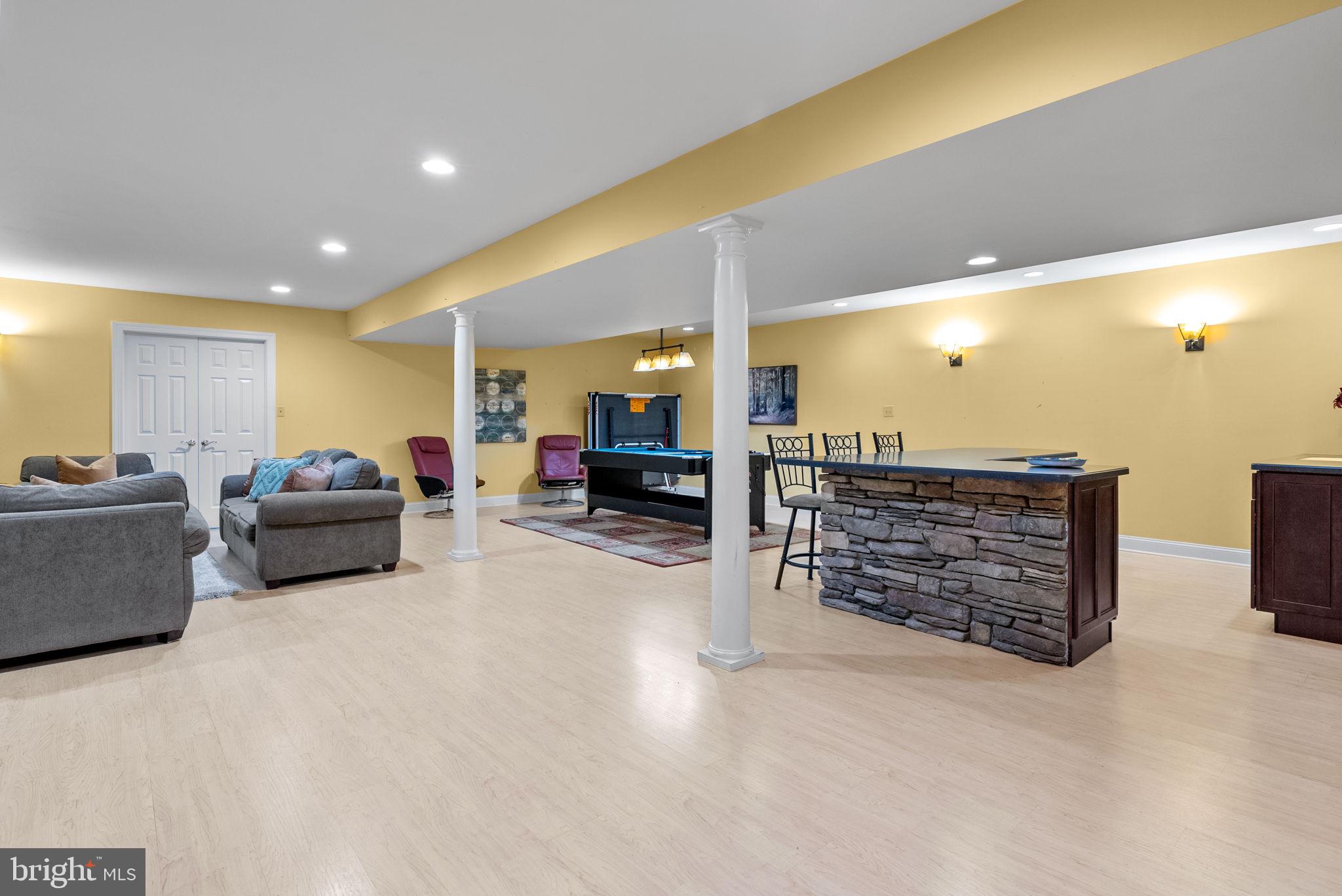 SPRINGFIELD - Residential