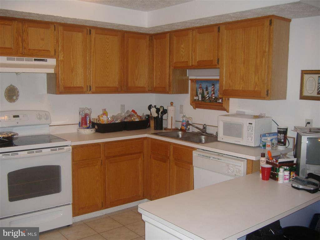 CHESTNUT HILL COVE - Residential