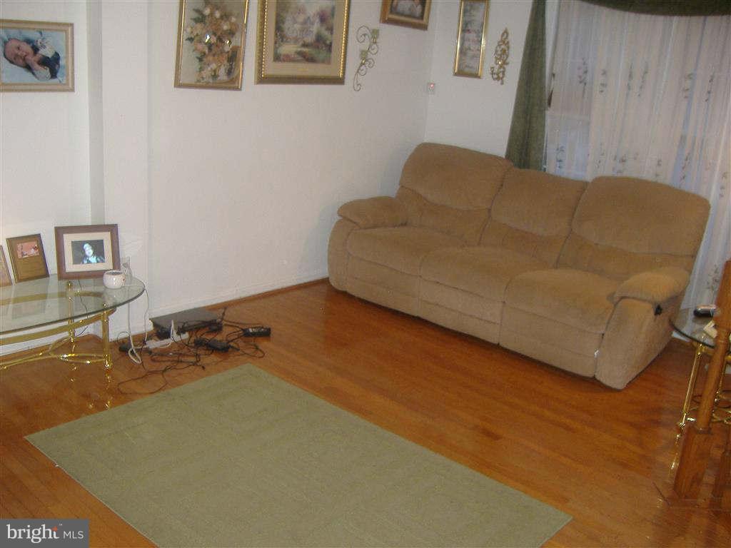 CHESTNUT HILL COVE - Residential