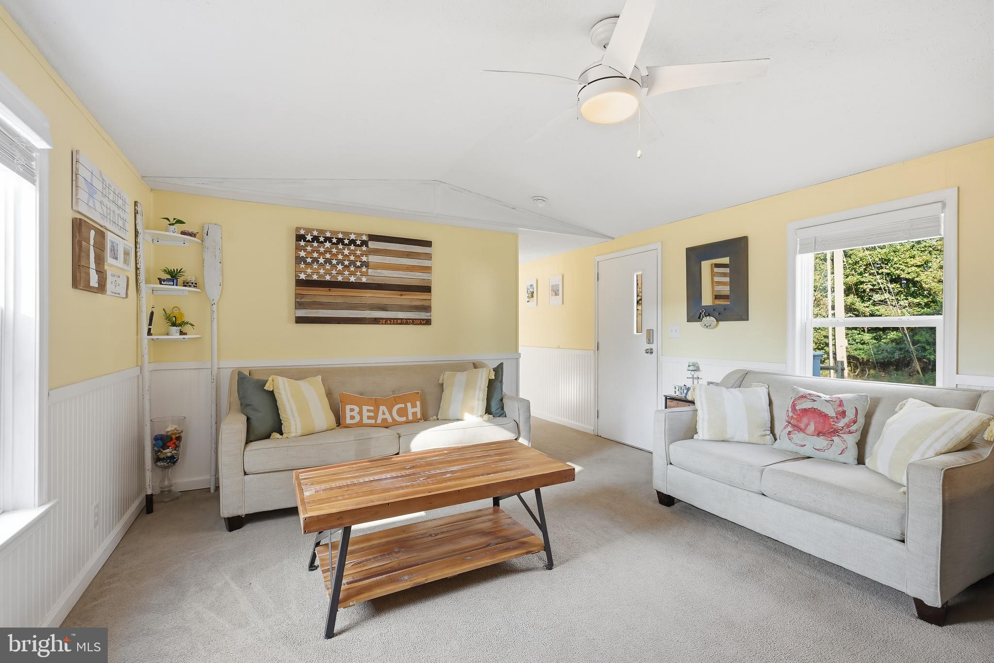 WHITE HOUSE BEACH - Residential