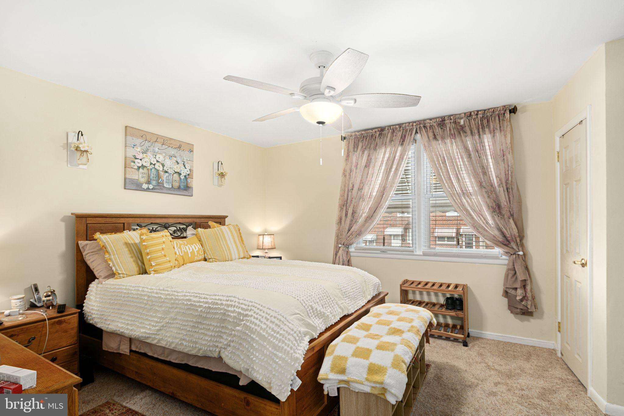 HOLMESBURG - Residential