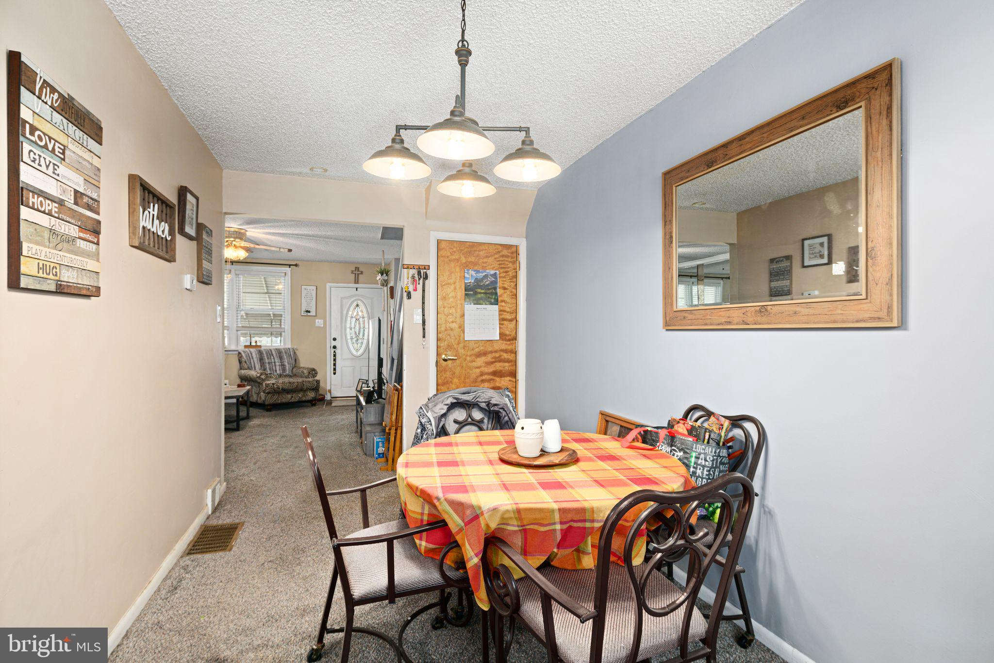 HOLMESBURG - Residential