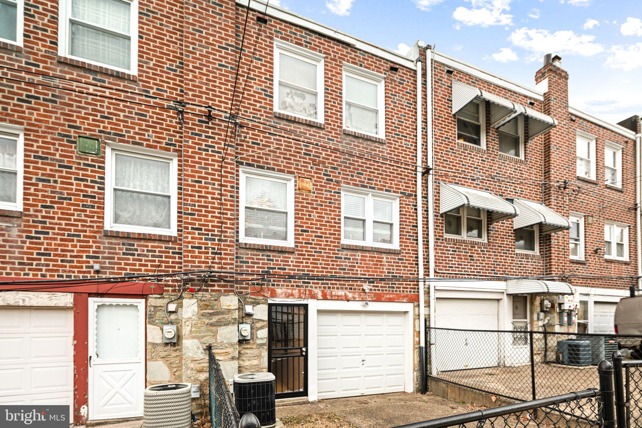 HOLMESBURG - Residential