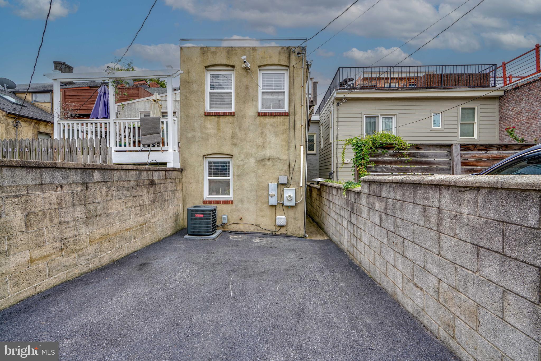 FEDERAL HILL HISTORIC DISTRICT - Residential Lease