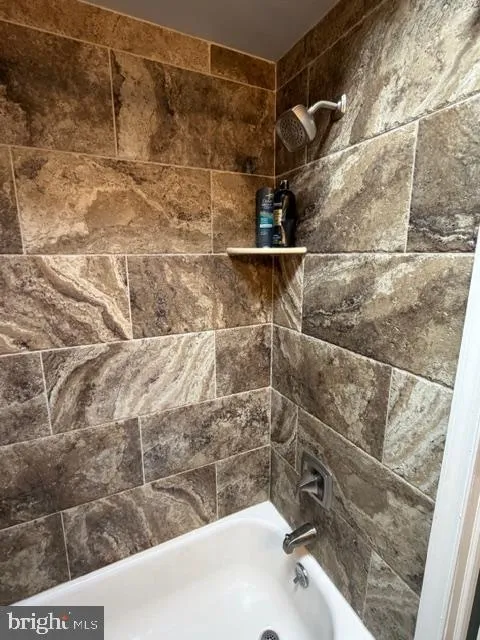 Clifton Heights, Pennsylvania 19018, United States, 3 Bedrooms Bedrooms, ,2 BathroomsBathrooms,Residential,Active,237030