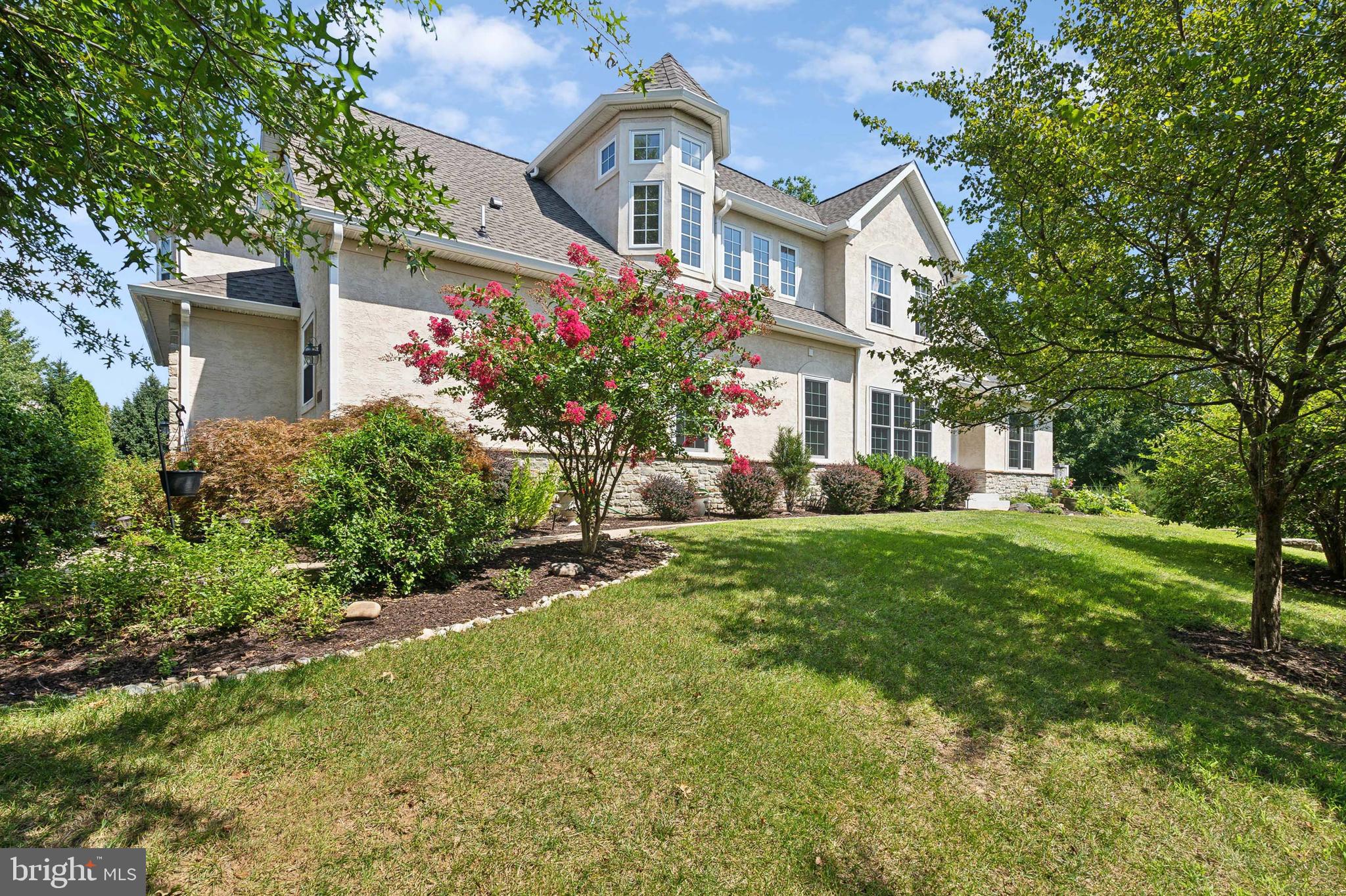 CHERRY CREEK - Residential