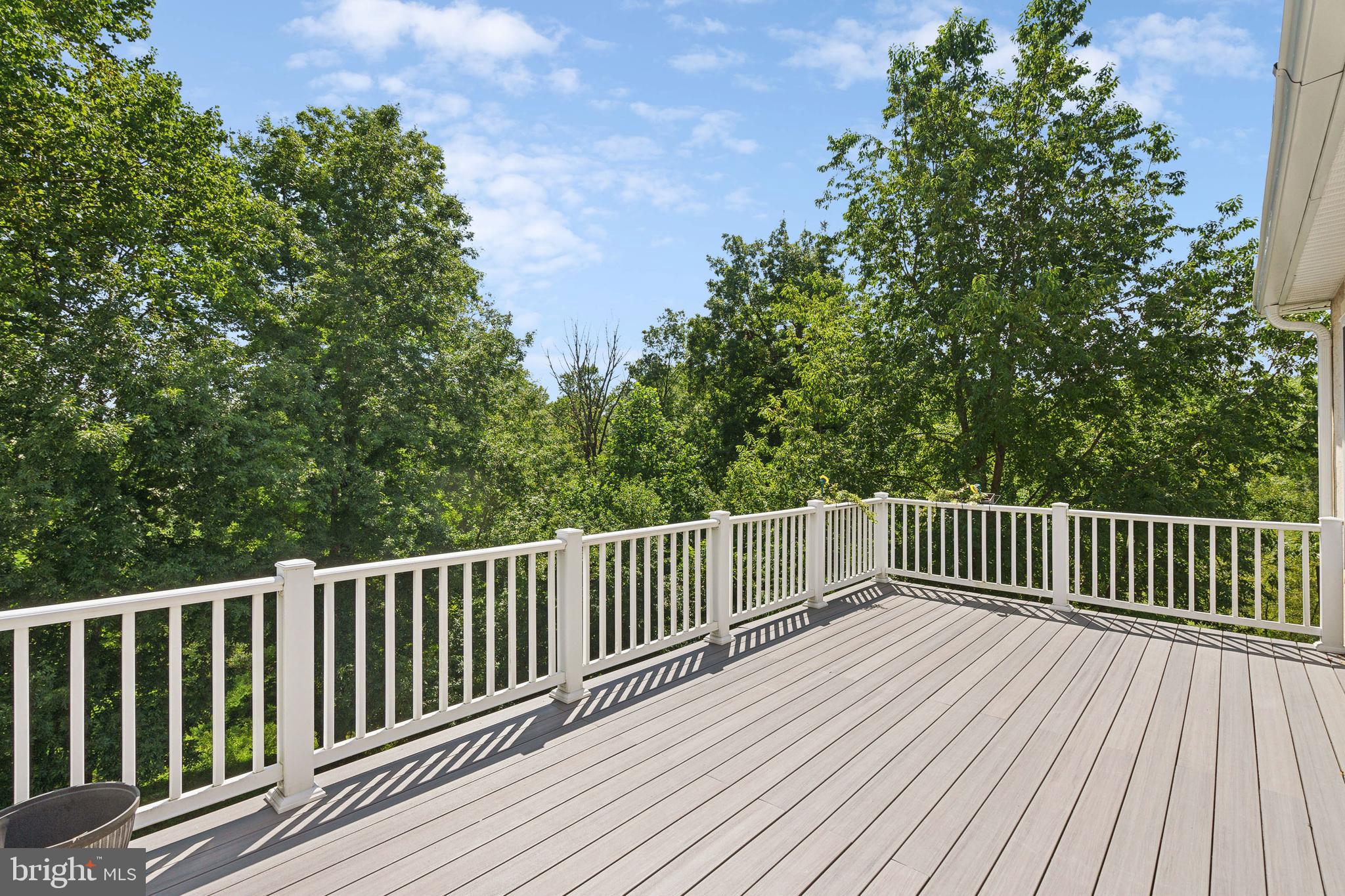 CHERRY CREEK - Residential