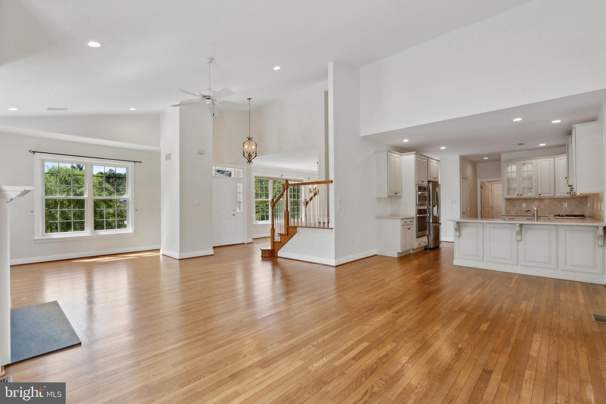 CHERRY CREEK - Residential