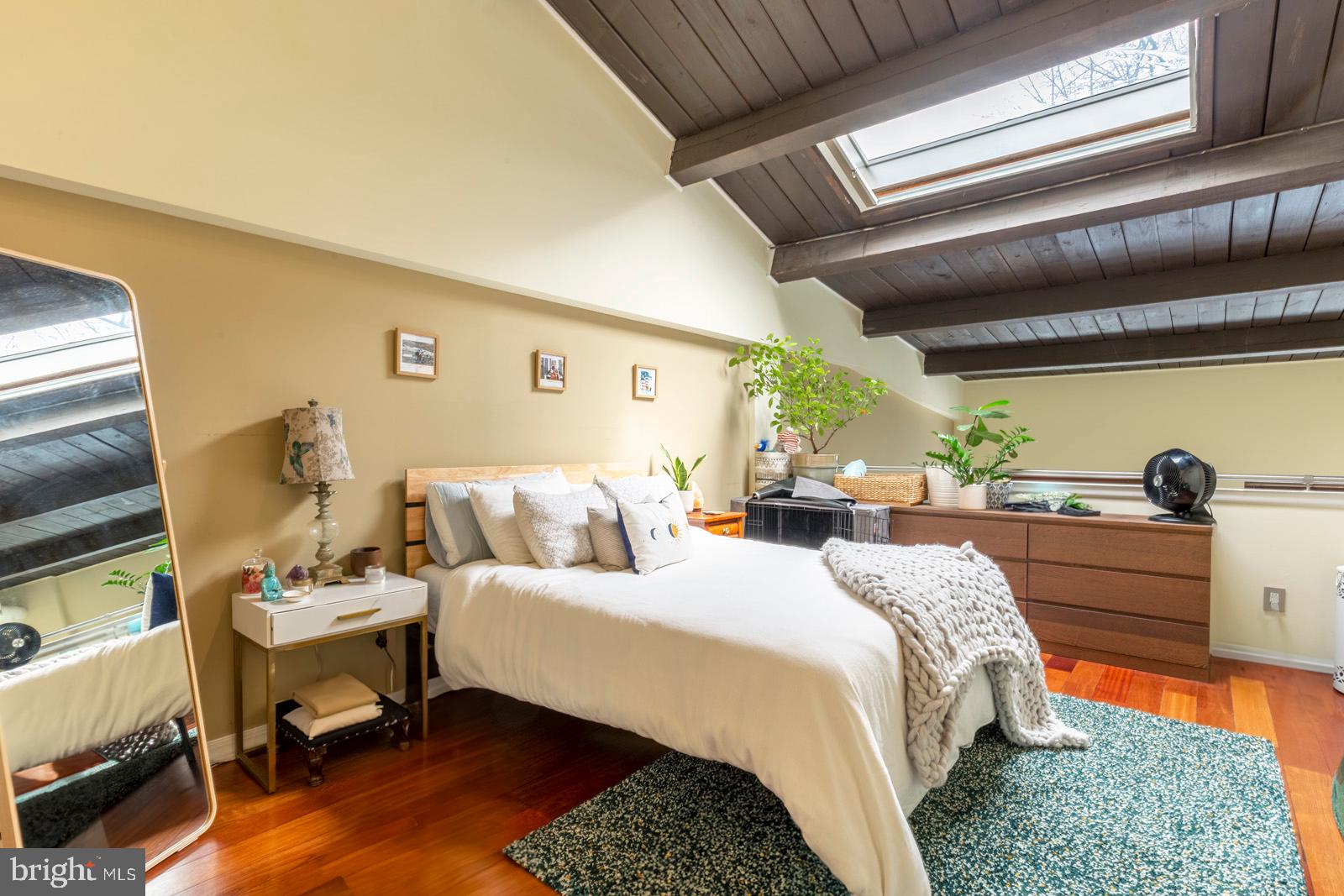 FAIRMOUNT - Residential Lease