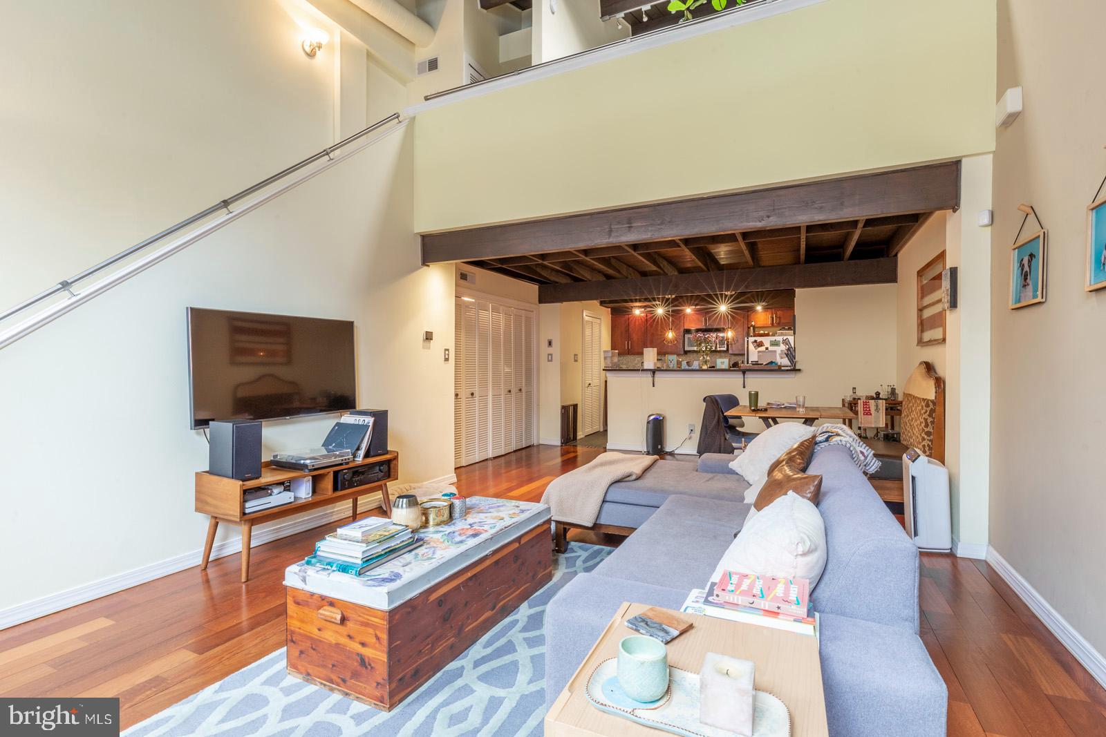 FAIRMOUNT - Residential Lease