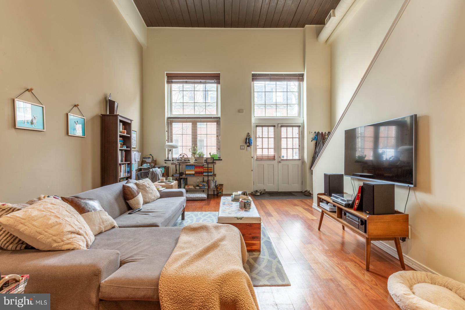 FAIRMOUNT - Residential Lease